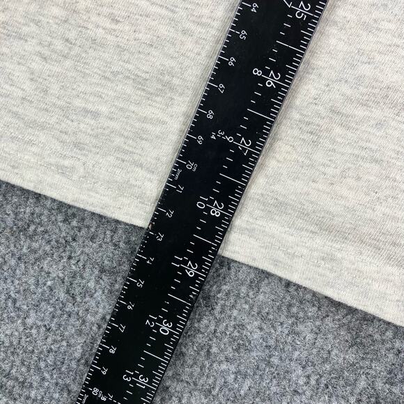 Whistler T-Shirt Cityscape Medium Heather Gray Canada Maple Leaf Graphic Vintage - Picture 4 of 7